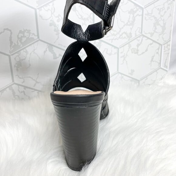 Black Dress  Block Heels - Picture 2 of 5